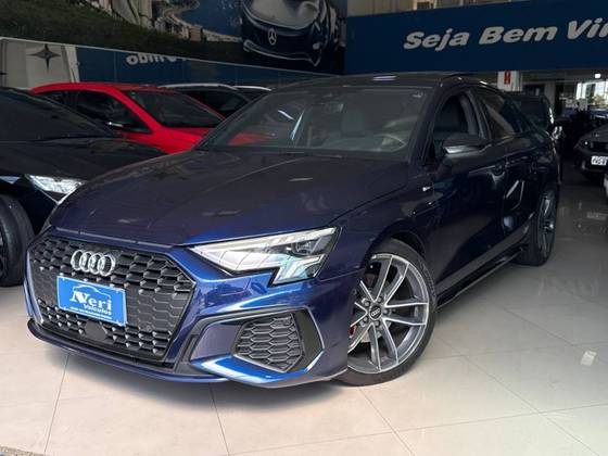AUDI A3 2.0 40 TFSI MHEV SEDAN PERFORMANCE BLACK S-TRONIC AUDI A3 2.0 40 TFSI MHEV SEDAN PERFORMANCE BLACK S-TRONIC